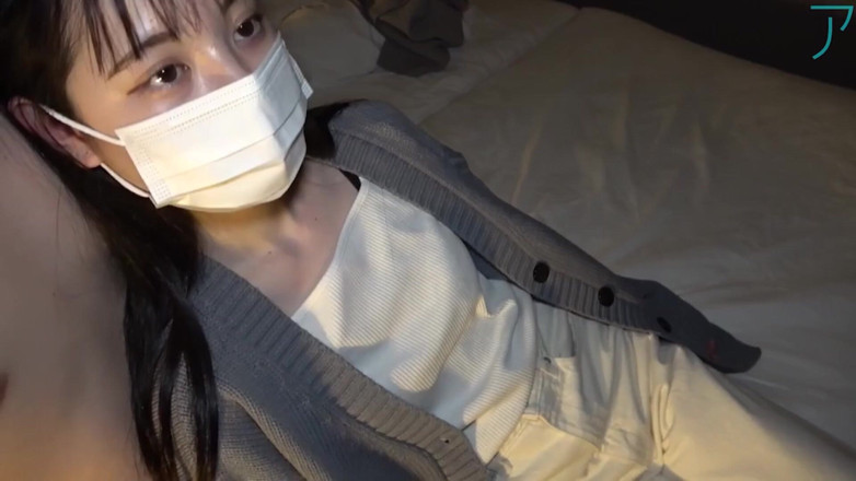Asians in love: Ejaculare înăuntru cu asiatica Lori.