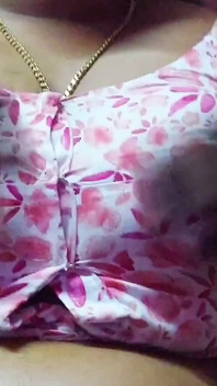 India más caliente seduce a cuñado para sexo con ella