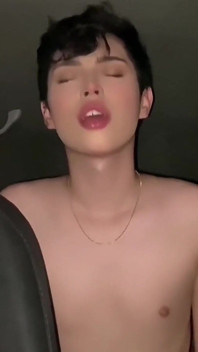 Cruising Beautiful Young Gay Boy Seduces Straight Uber Driver Fucks Him Bareback His Cute Tight Ass in His Car Creampie