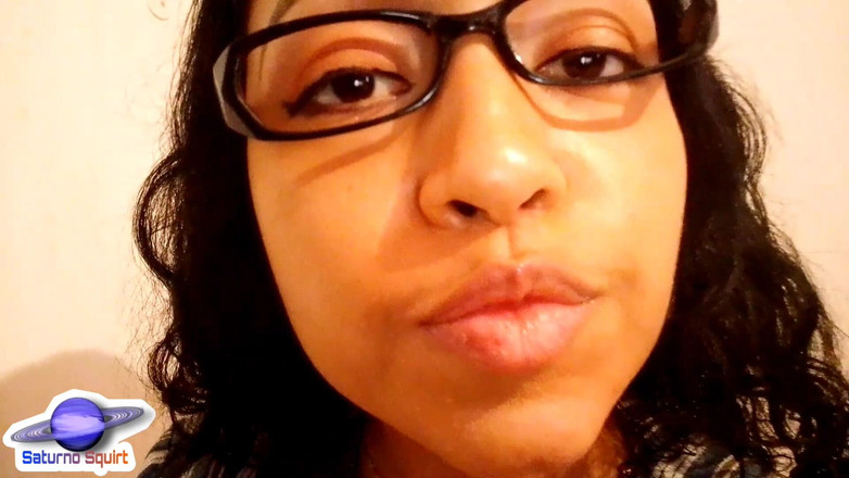 Saturno Squirt: Giáo viên phun nước Saturno thổi kèn cho một cậu...