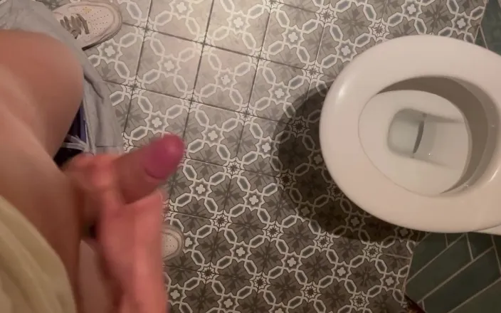 ethanjames1997: Jerking in Place