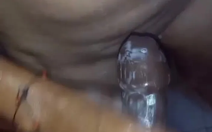 Mangacaribe: Latina con un buen culo se baña con Gardinero