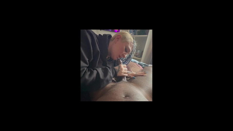 Blacvenum: Uctívání velkého černého péra od mé děvky