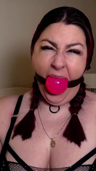 Lacey's Ballgag Play: submisivní ukázka oddanosti