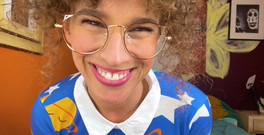 VibeWithMommy: Macecha miluje ponižování svých sladkých chlapců, kterým se to líbí