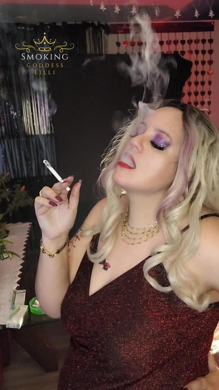 Lilli Cukierek Cox: Marlboro merokok