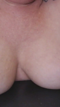 Titty Drops Shaking Bouncing Titty Table Slapping Big Boobs