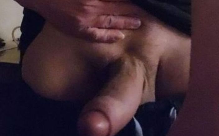 Sweet&#039;s cock: La masturbación amateur sola