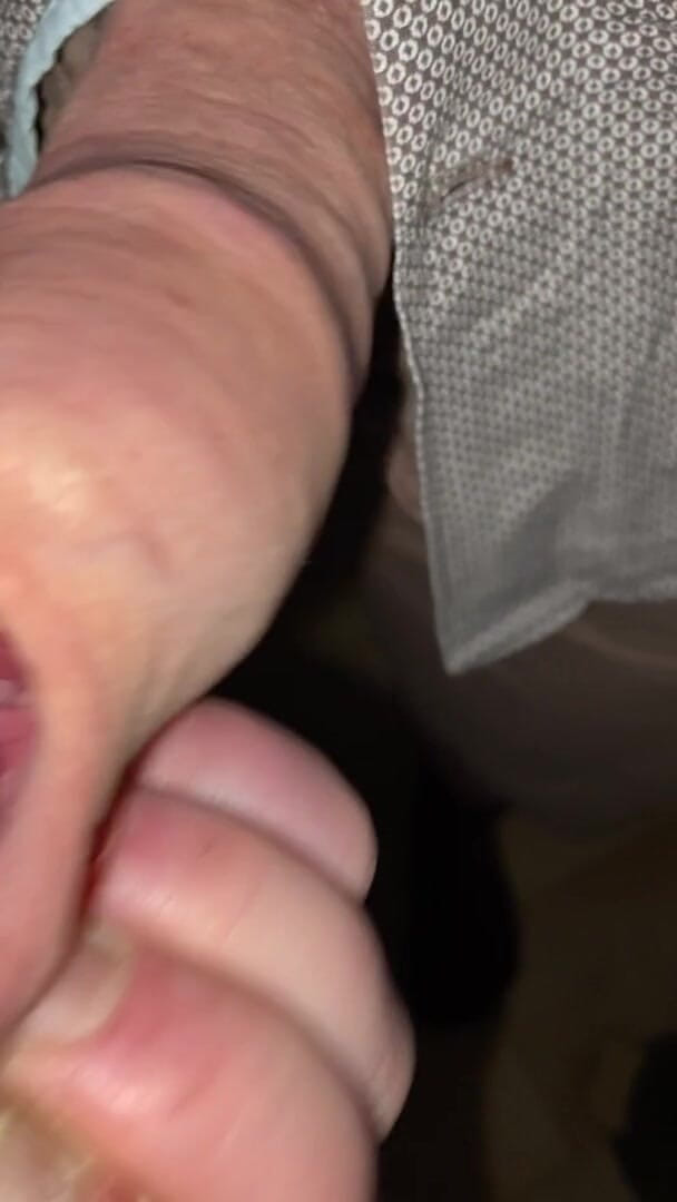 Foreskinguy: Nieobrzeżony wytrysk na własnym napletku