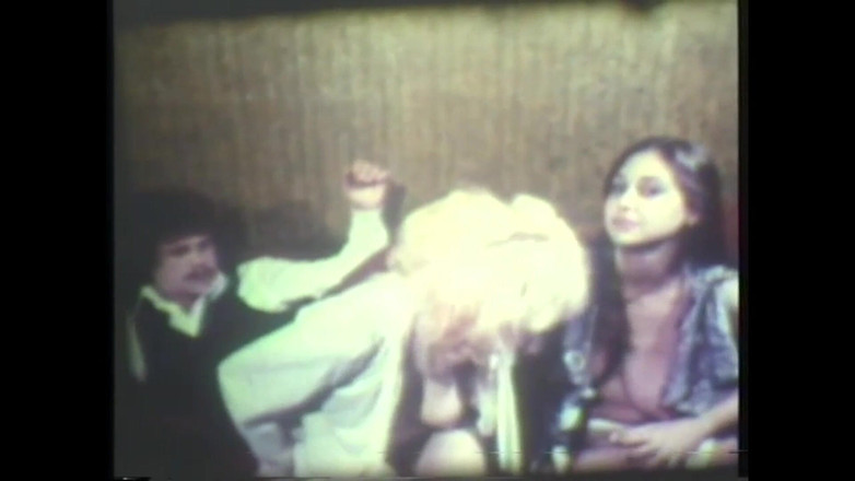 Vintage Megastore Full hd: 美丽的火辣金发女郎