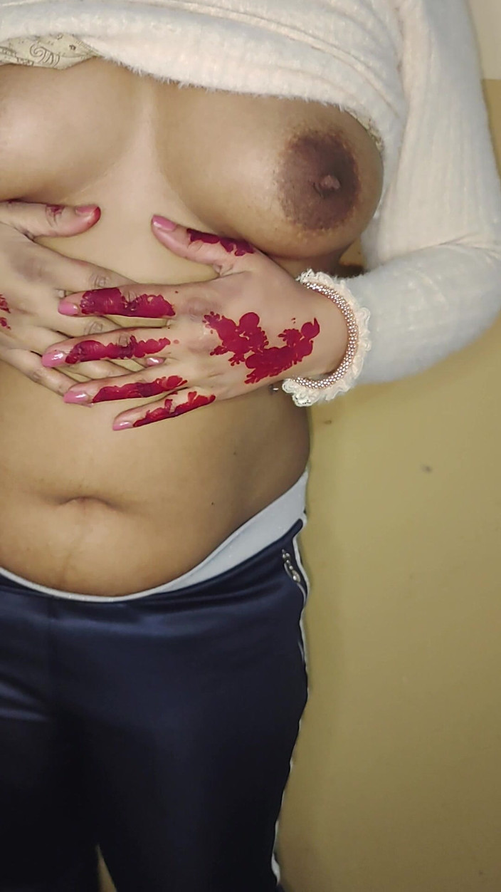 Faryal: 인도 발정난 히라 엉덩이 로맨틱 댄스 큰 엉덩이 자연 젖탱이