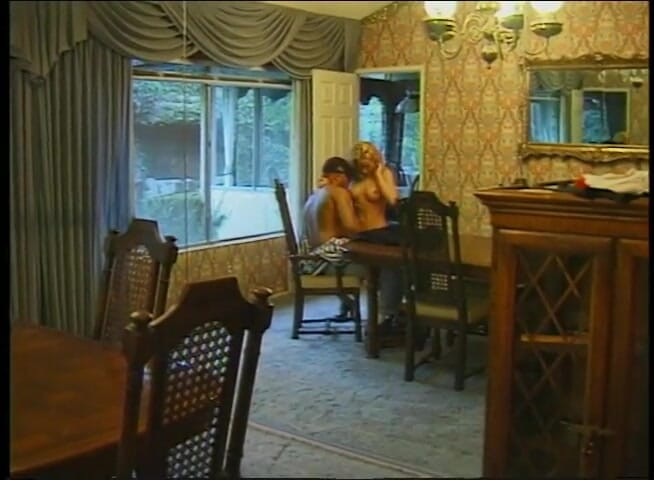 VOP Interracial: Närbild interracial knull av den håriga fitta blonda MILF och...
