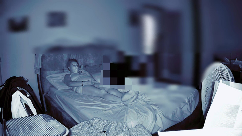 Chupita84: Wife Secretly Masturbates in the Room While Her Husband Is...
