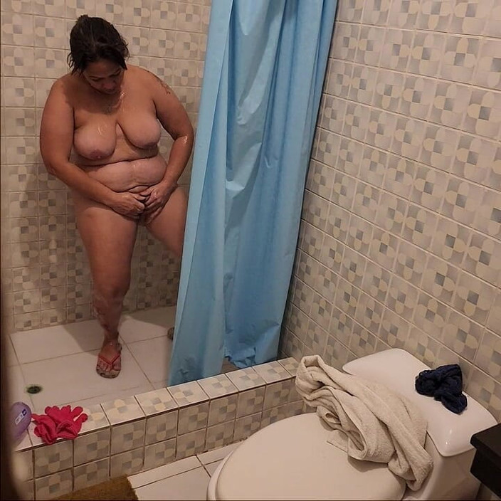 LicenciadaAnn: Znajduję mojego przyjaciela pod prysznicem