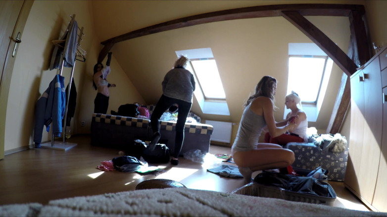 Leon Lambert Girls Twerk Parties CFNM: Fitting room with 4 fully naked girls chatting and choosing clothes