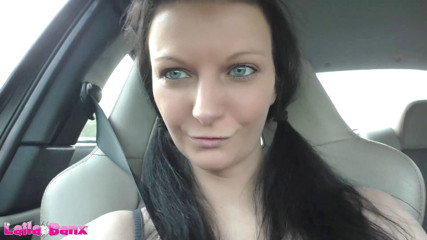 Laila Banx: Absolutnie przewrotny! Autostopem do kawy kremówka