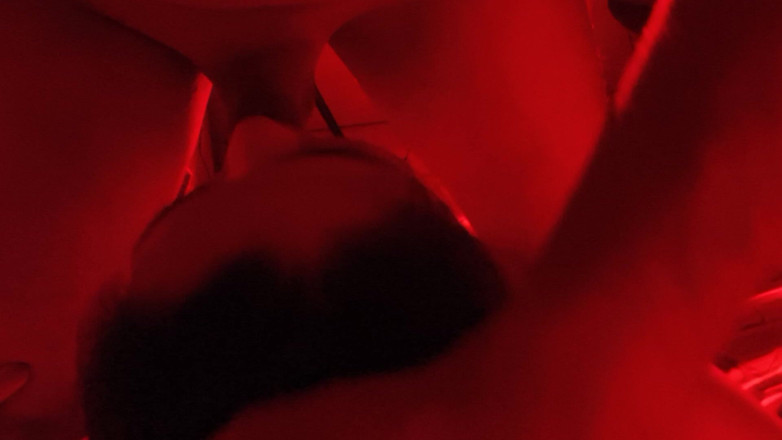 Horny Suhani: Casal indiano boquete desleixado e garganta profunda