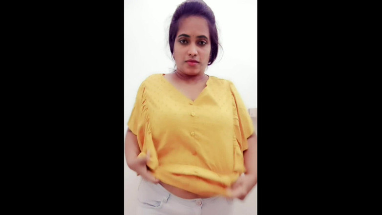 Your Arya: Komşumun karısına kıyafet hediye ettim ve onu sert siktim