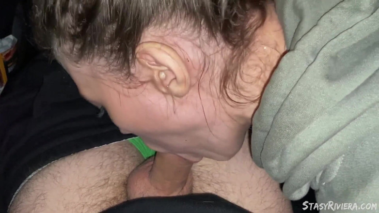 Stasy Riviera: Jerk off and sucking dick in car - facial