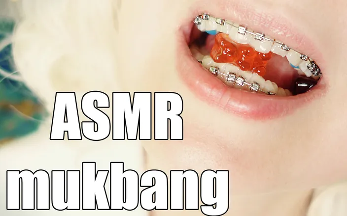 Arya Grander: ASMR of eating