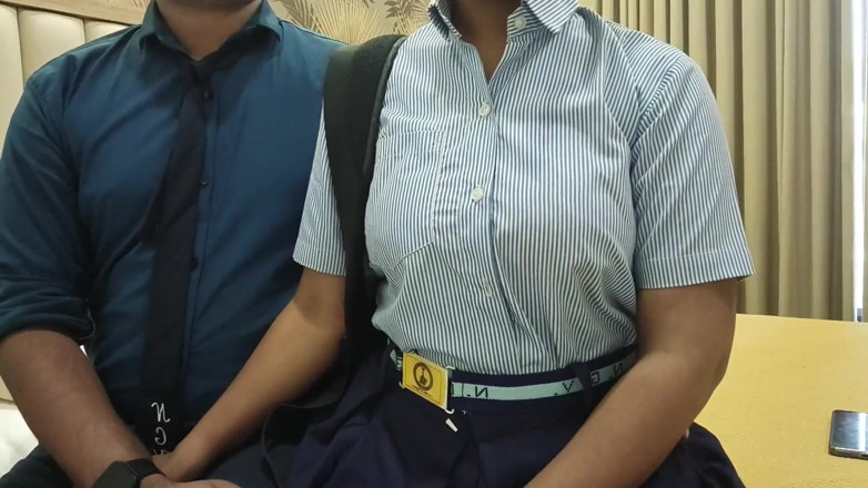 Mumbai Ashu: Indyjski college loszka seks wideo