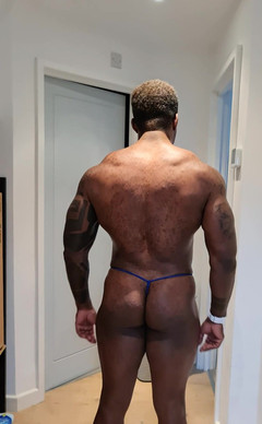 Amadeus: Hal pertama jumat, berharap menyukai orang ini.