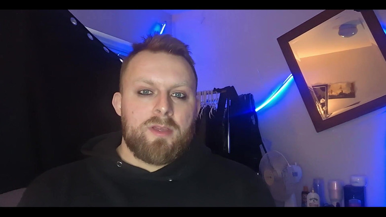 WolfgangWhite: Gioco di ruolo pov: il tuo insegnante di inglese ti...