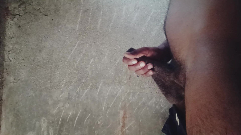 Fucklife_360: Branlette complète avec une bite noire dans le nettoyage de...