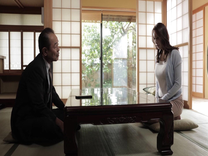 MBM3988: M919g01 a Beautiful Wife Who Falls Into an Abnormal World...