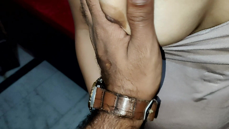 Kapsims: Indiana esposa, creme de buceta e esguicho, foda com outro...