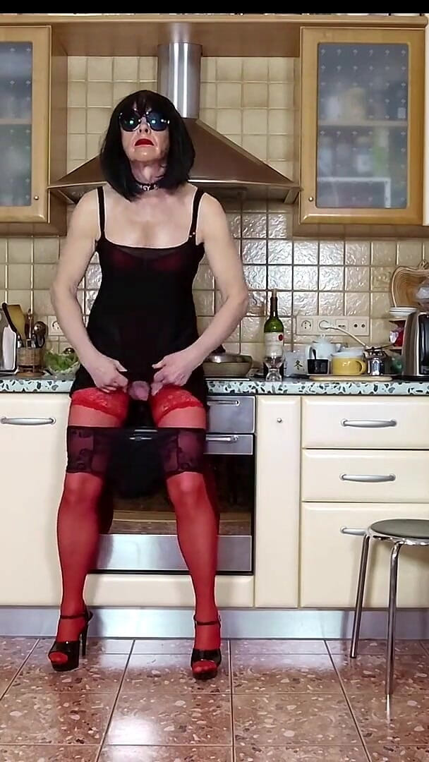 Nylon Sissy Slut Michelle Cooks a Late Dinner and Performs for Web Channel Subscribers - BeckhamCC Trans Collection
