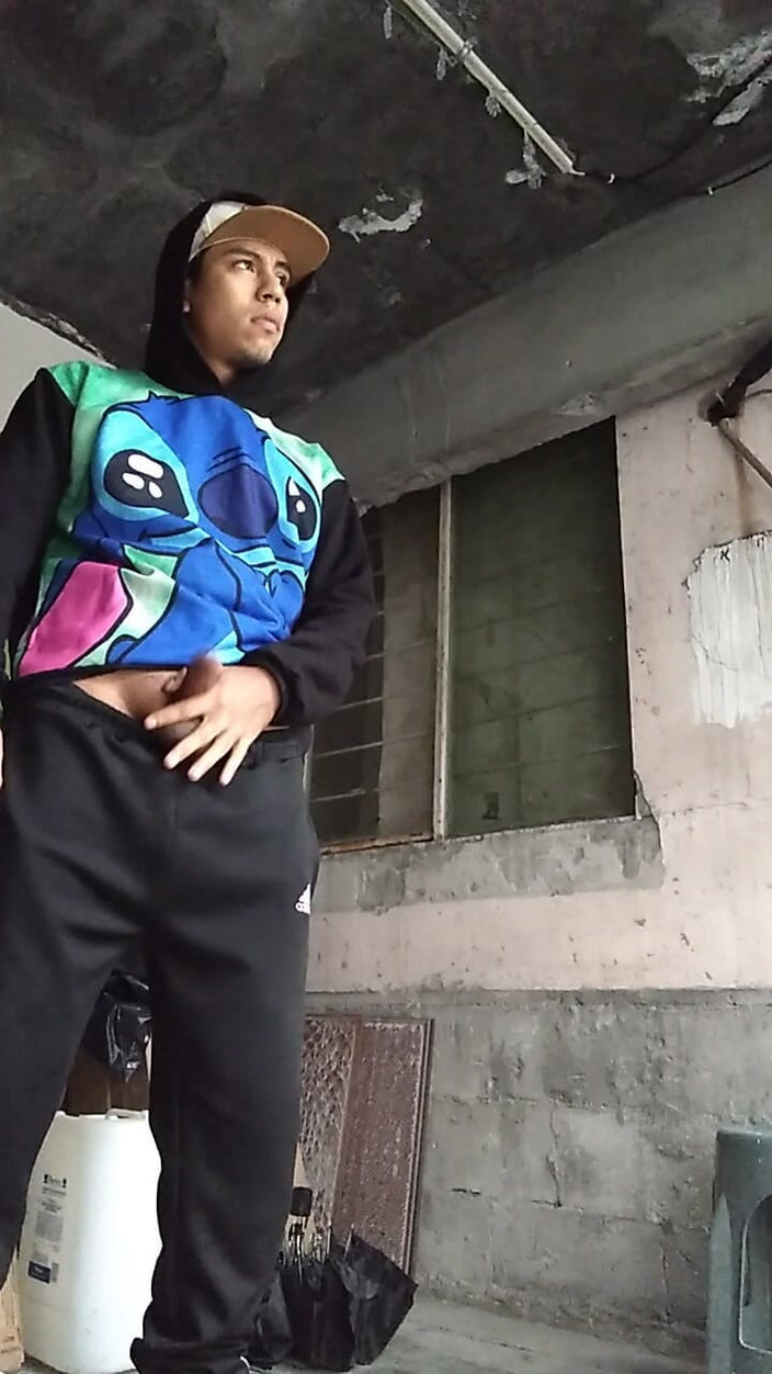 AlexAlejandro13: 在公共场合是一种快乐