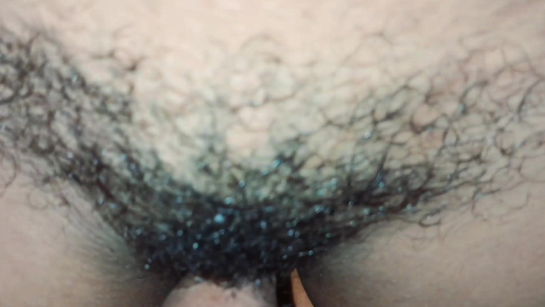 Trilokinath: 내 집 세탁실에서 계모가 나를 따먹게 해줘