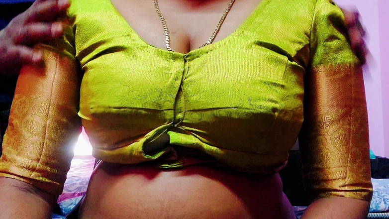 Desi Mohini: Desi Bhabhi Podváděla Svého Manžela Kvůli Sexuálnímu Uspokojení