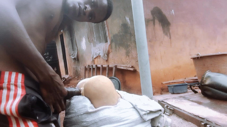 Bangcum8: Gerçek anal ve amcıksız savaş seksi