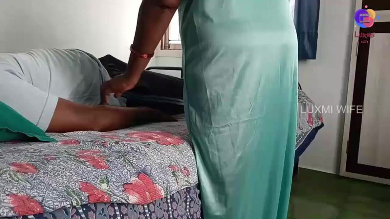 Luxmi Wife: Matrigna fa un pompino al figliastro