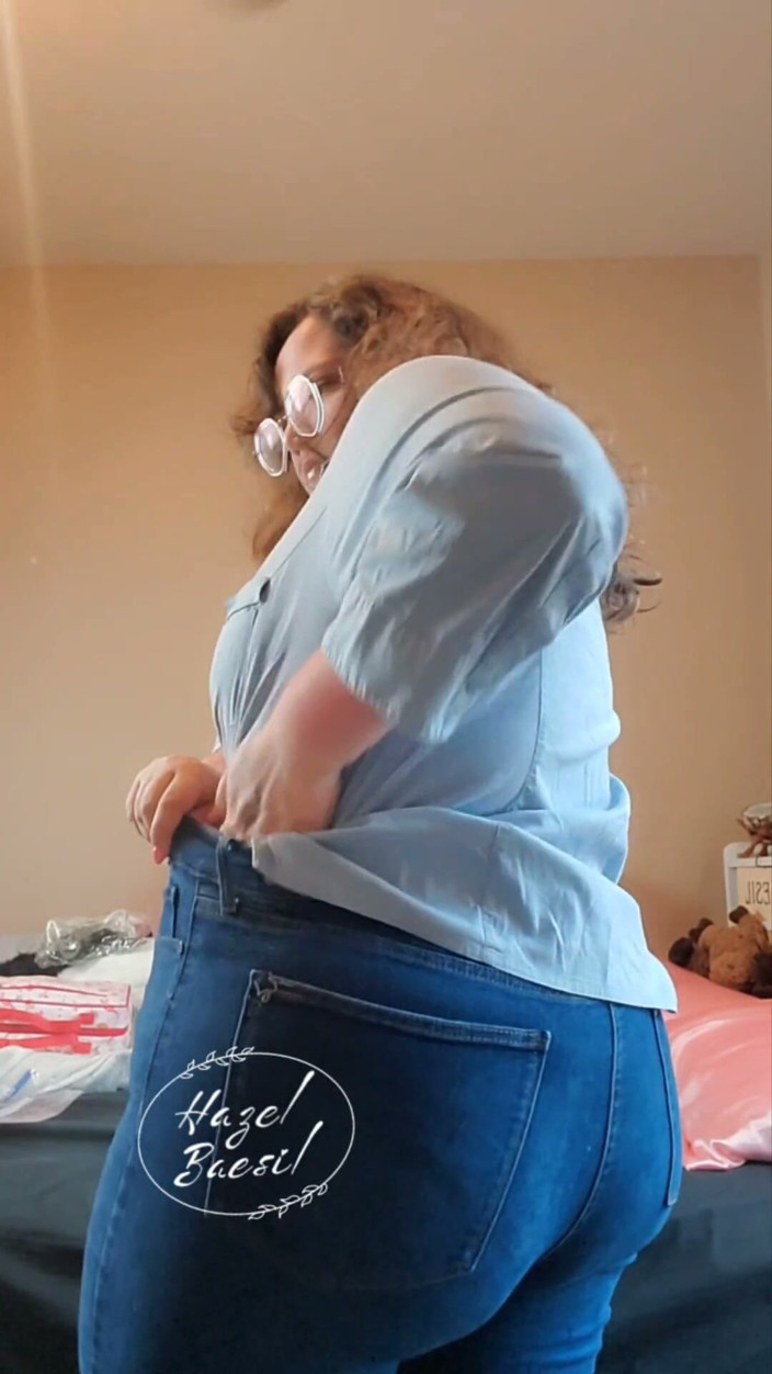 Hazel Baesil: Ein leiser striptease