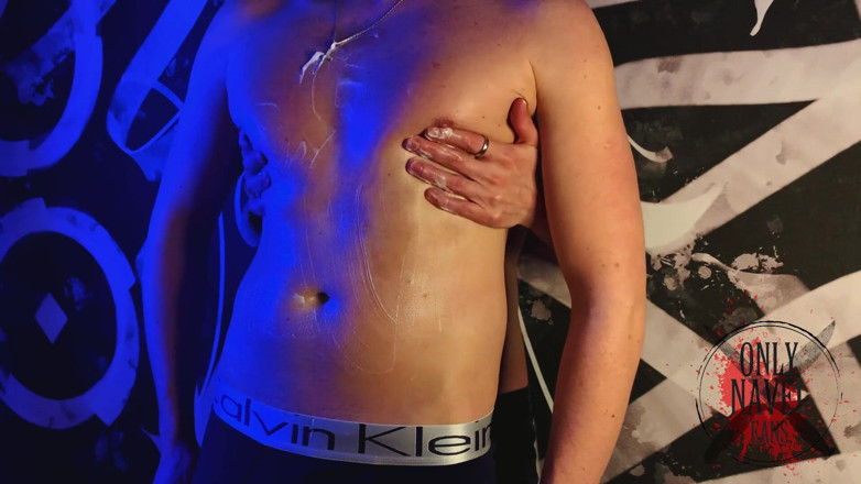 Navel fans: Alex's Navel play