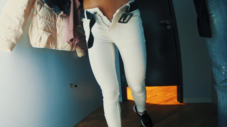Mia Bandini: Il nostro sesso amatoriale all'aperto nel fitting