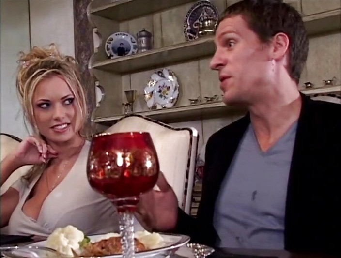 Vintage Usa: Krásná velká prsa blondýna šukání zadku sání ptáka v koupelně