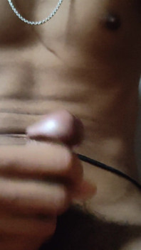 Inder fingert penis