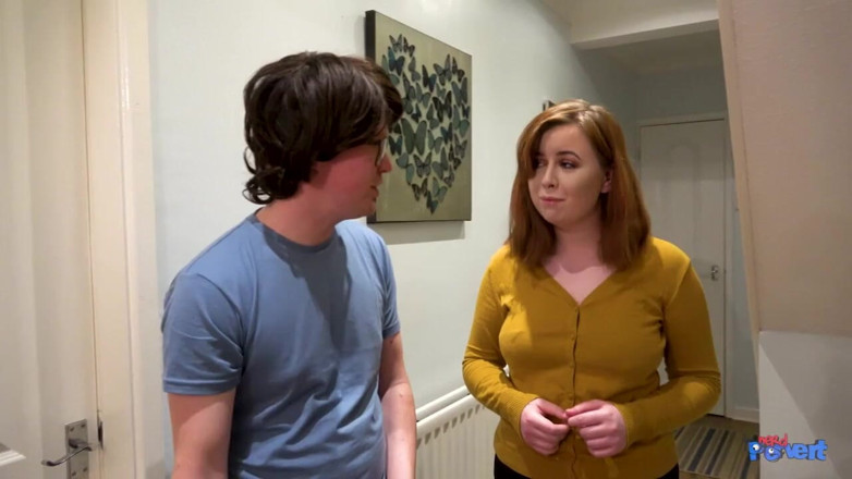 Nerd Pervert: Millie Santoro i Caitlyn Smith - Obrzeże dziwki