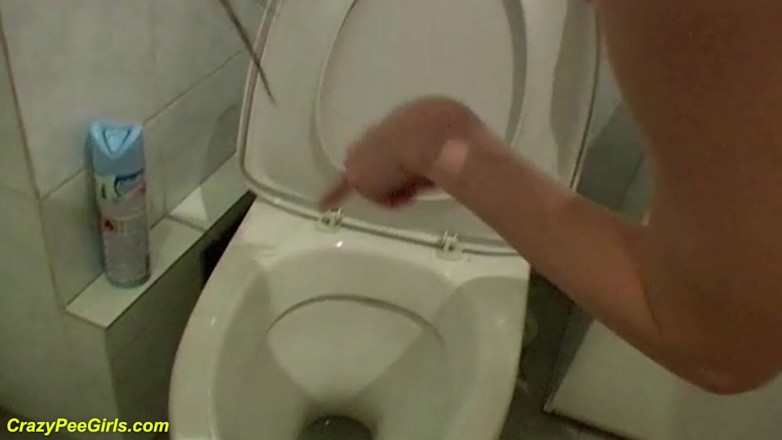 Pure Pee: Woman Pee
