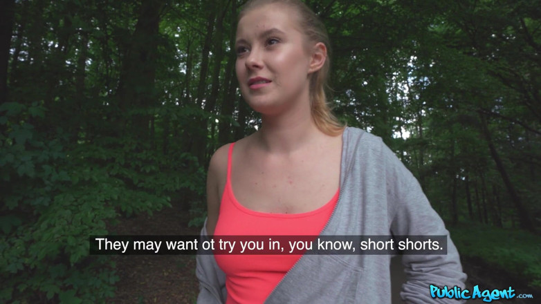 Public Agent: Agent - hardloper in strakke legging geneukt en krijgt haar kont...