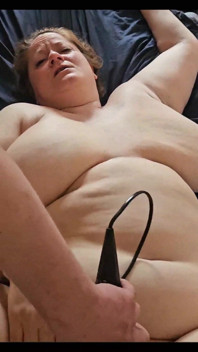 Bbw masturbare solo vibrator și baghetă