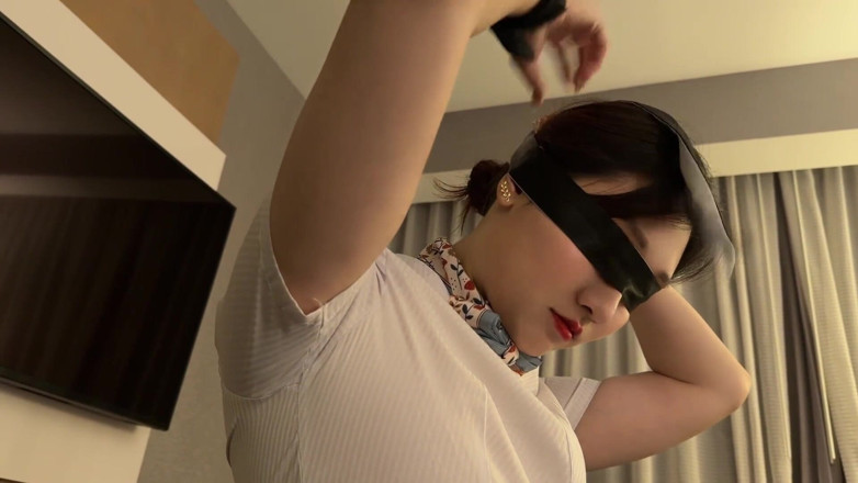 Chloe Lin: The Cold Sexy Goddess Stewardess Is a Fat Buttocks Meat...
