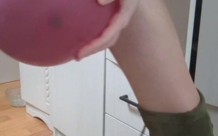 ElzaKom: Balloons Mistress Elza Kom's