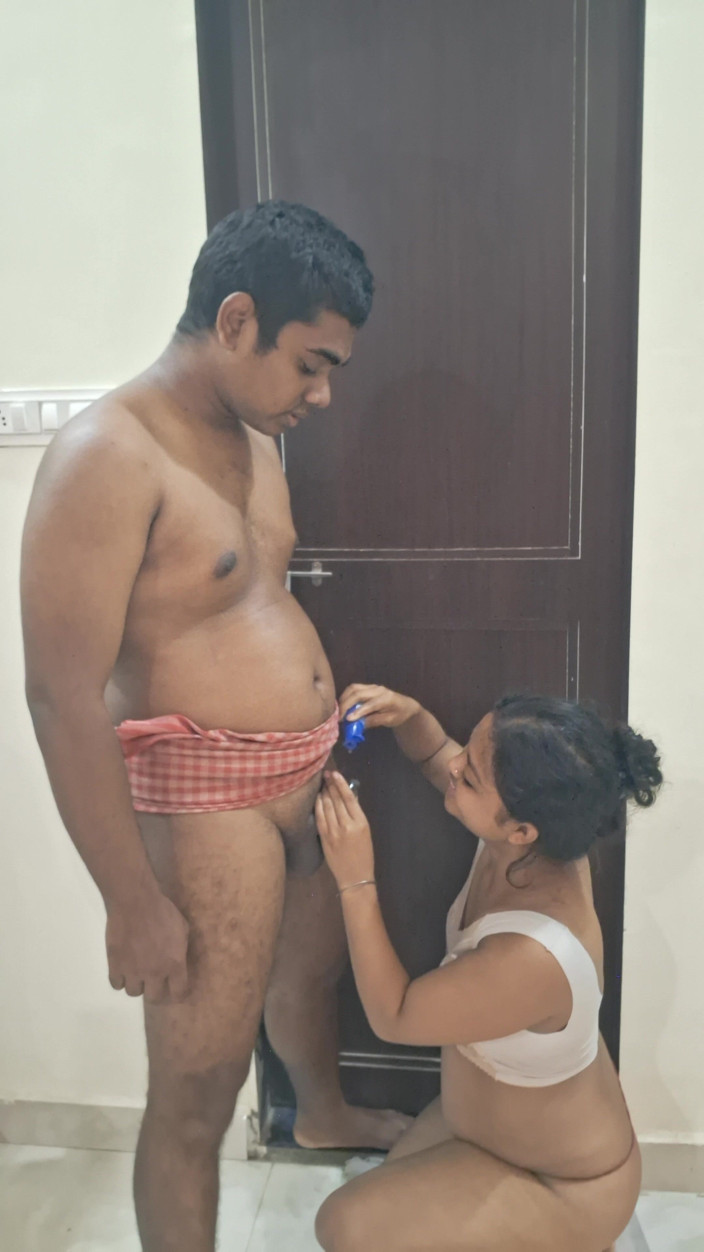 Sweetsex2001: Part-1Bengali Bhabhi with Bihari Jiju Handjob