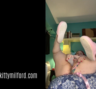Porno angels: I love fluffy and confetti