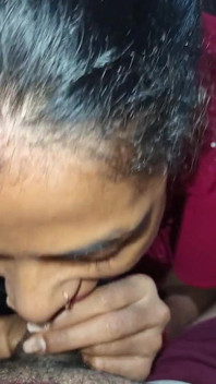 My Girlfriend Sucks My Cock